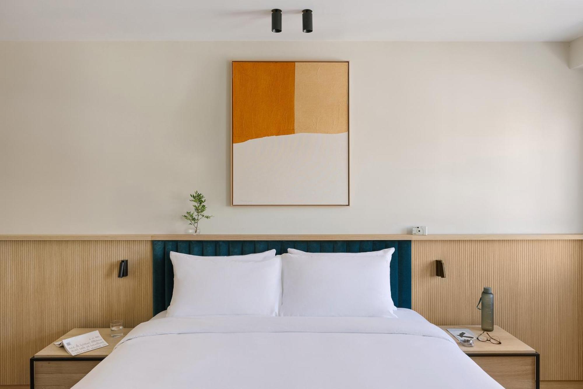 Sonder Sofia Aparthotel Madrid Room photo